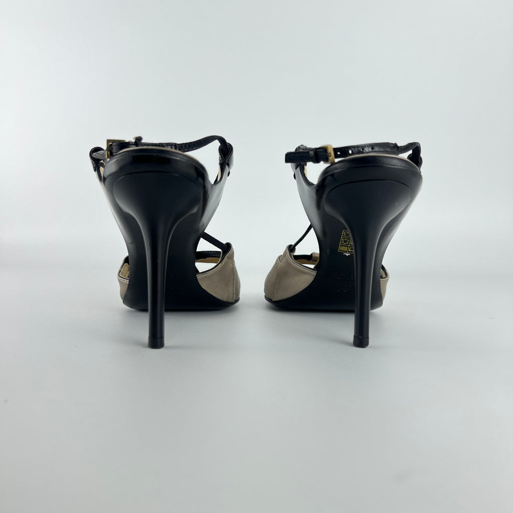 Gucci | S/S 2003 Tom Ford Era Octavia Beige Satin Black Leather Sandal Heels (35.5)