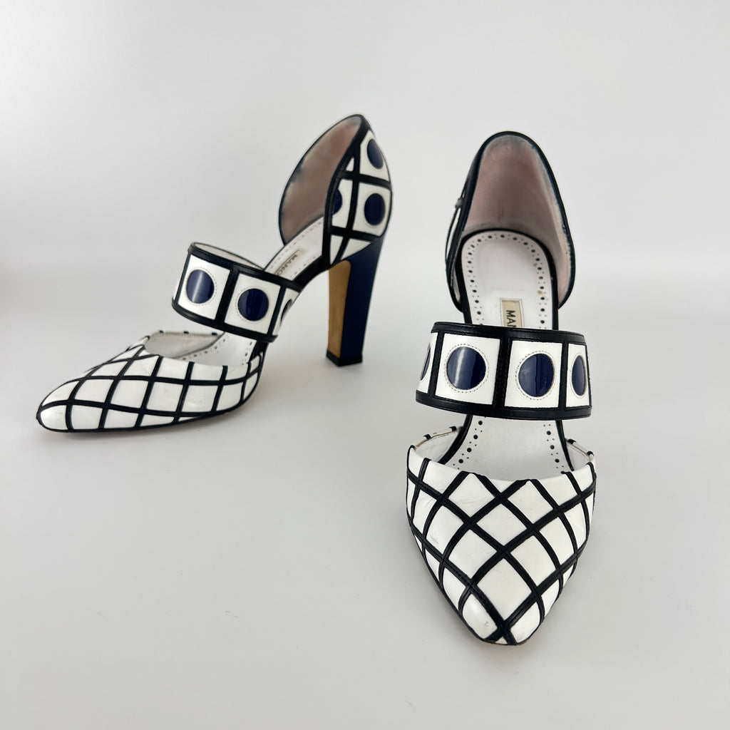 Manolo Blahnik | White Leather Black Grid Pattern Mary Jane Pumps (36.5)