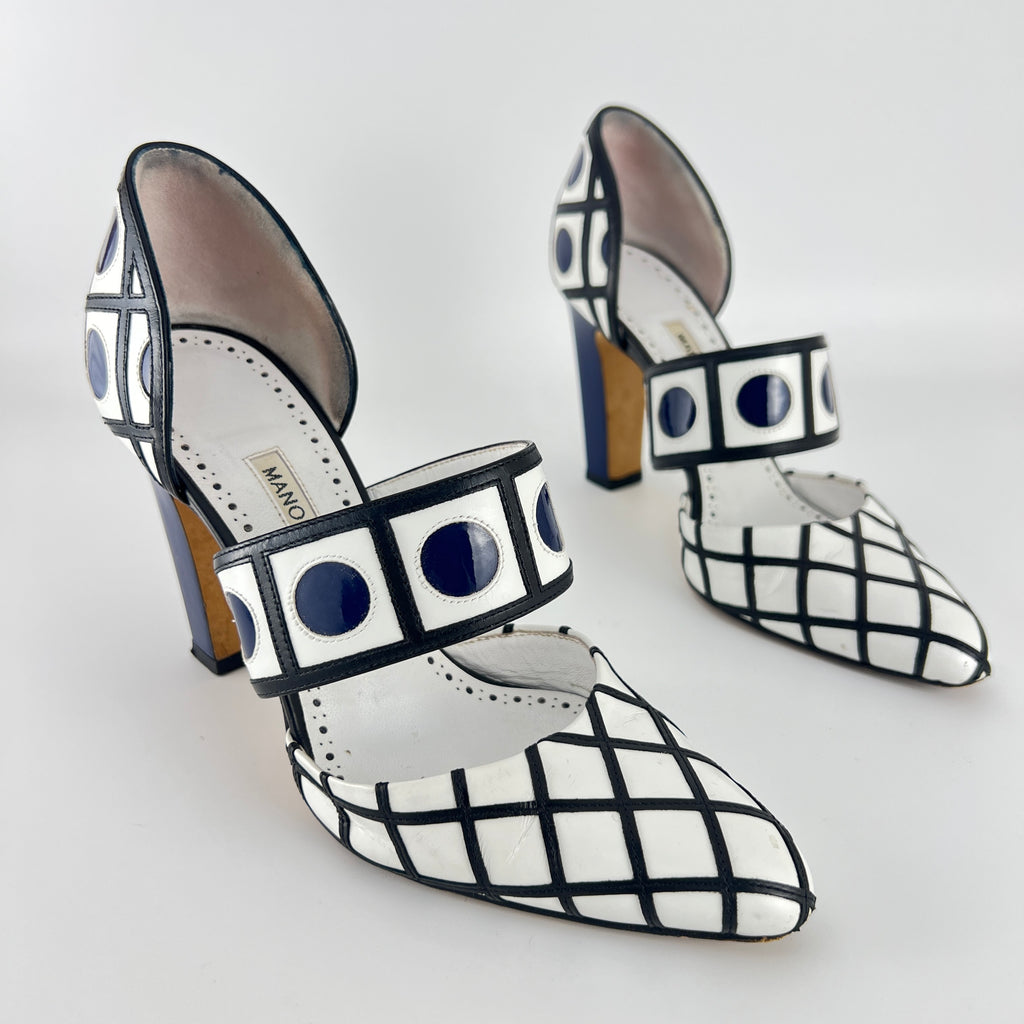 Manolo Blahnik | White Leather Black Grid Pattern Mary Jane Pumps (36.5)