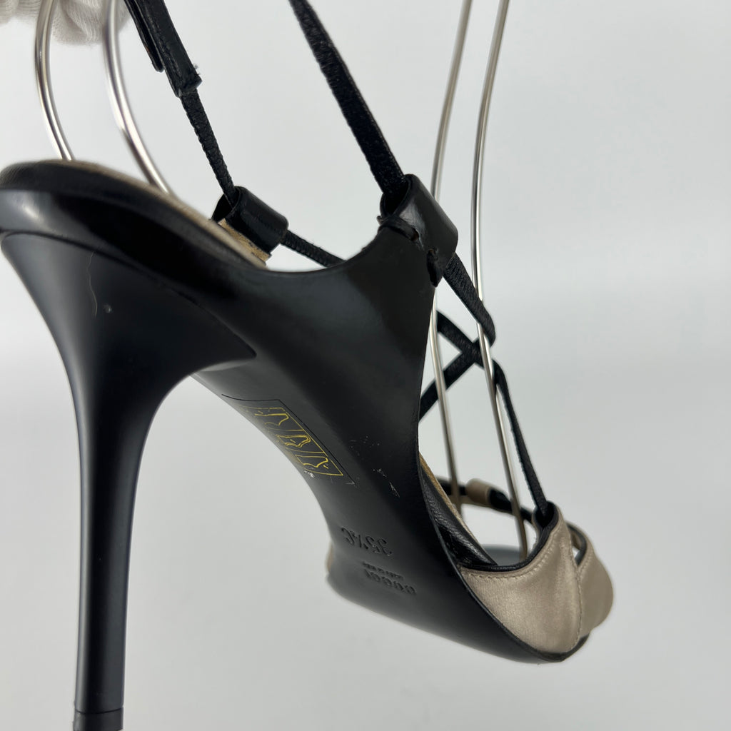 Gucci | S/S 2003 Tom Ford Era Octavia Beige Satin Black Leather Sandal Heels (35.5)