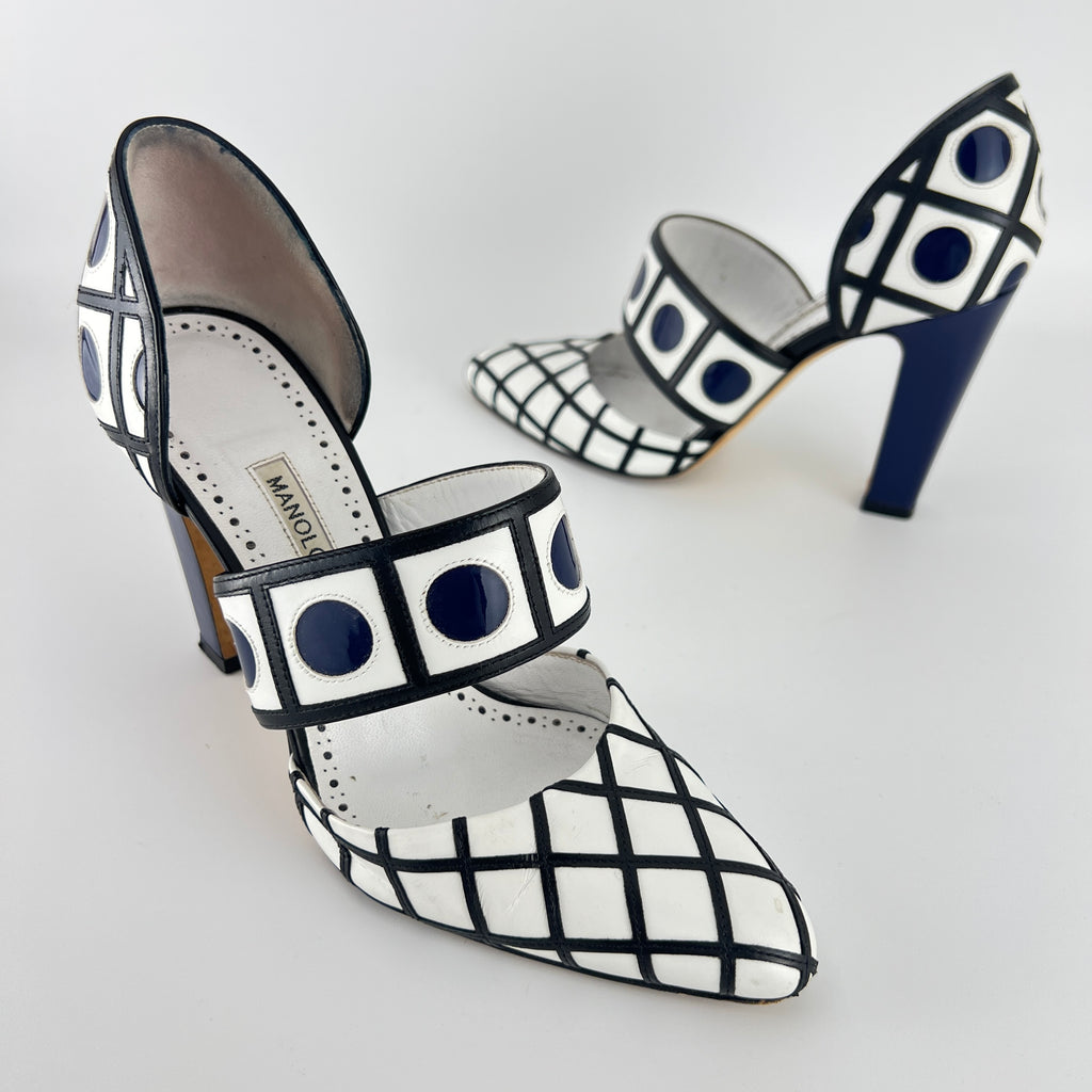 Manolo Blahnik | White Leather Black Grid Pattern Mary Jane Pumps (36.5)