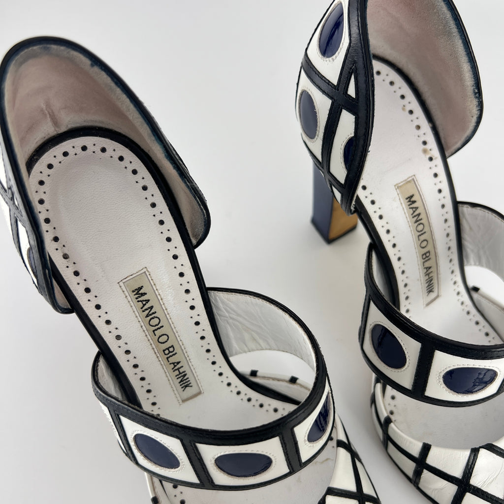 Manolo Blahnik | White Leather Black Grid Pattern Mary Jane Pumps (36.5)