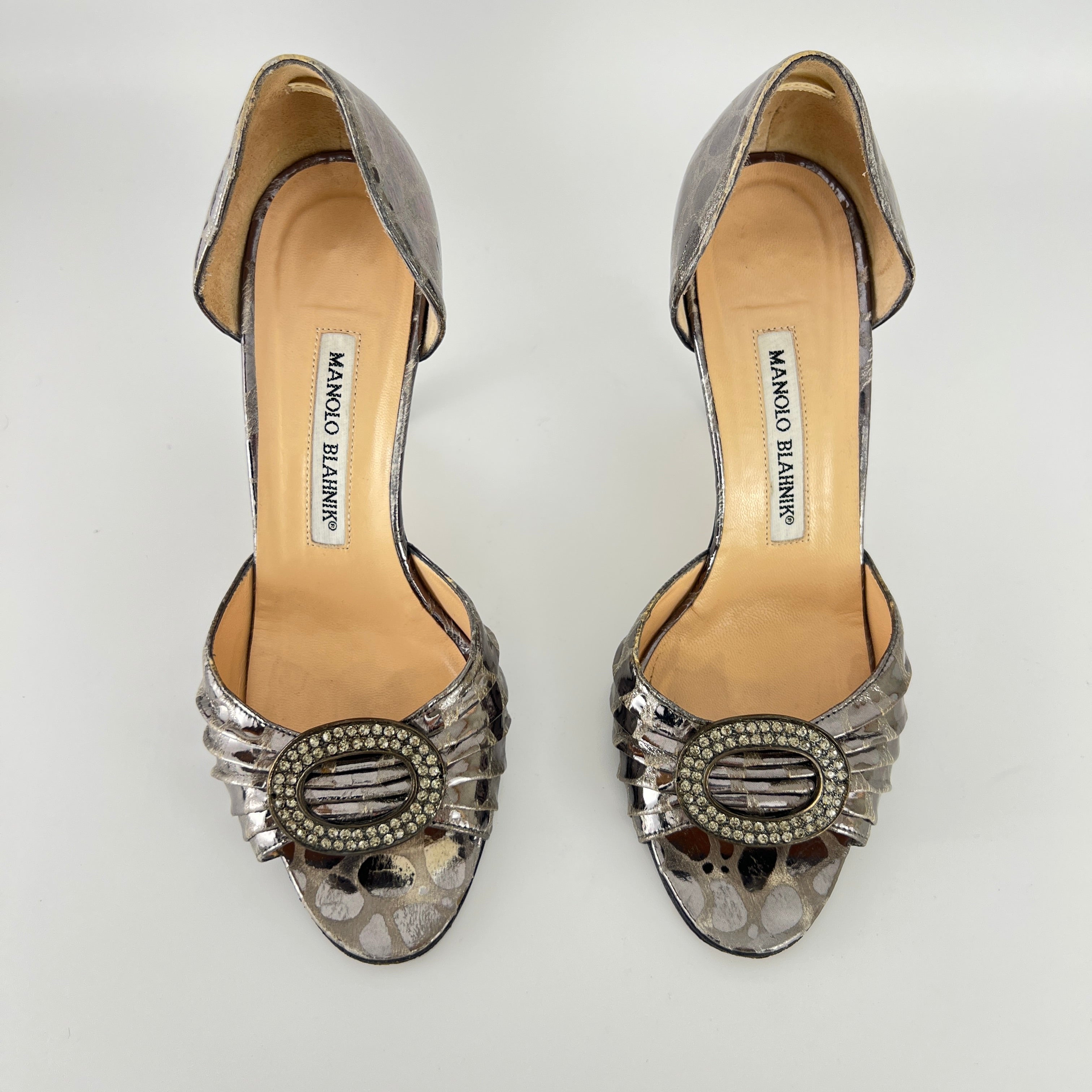 Manolo Blahnik | Sedaraby Metallic Silver Animal Print Buckle D'Orsay Pumps (36.5)