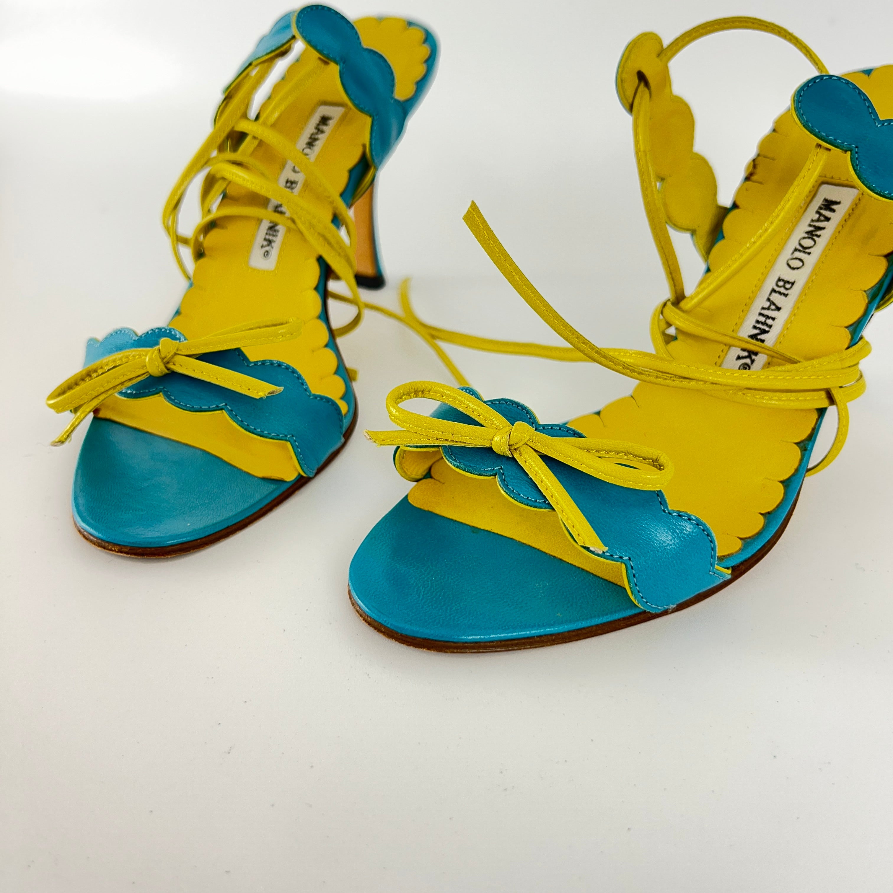Manolo Blahnik | Vintage Nuraghi Turquoise Blue Yellow Bow Sandal Heel Rare (34.5)