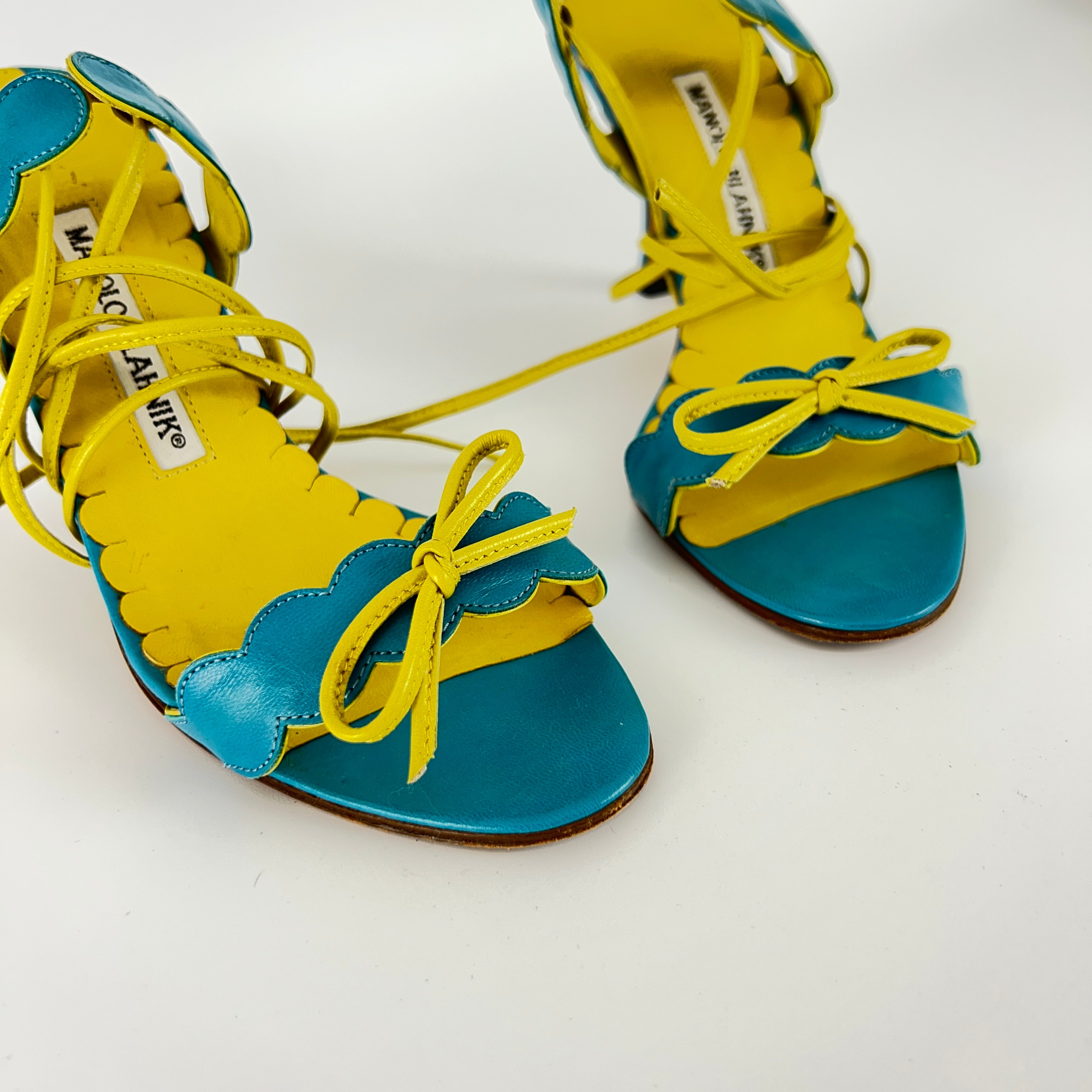 Manolo Blahnik | Vintage Nuraghi Turquoise Blue Yellow Bow Sandal Heel Rare (34.5)