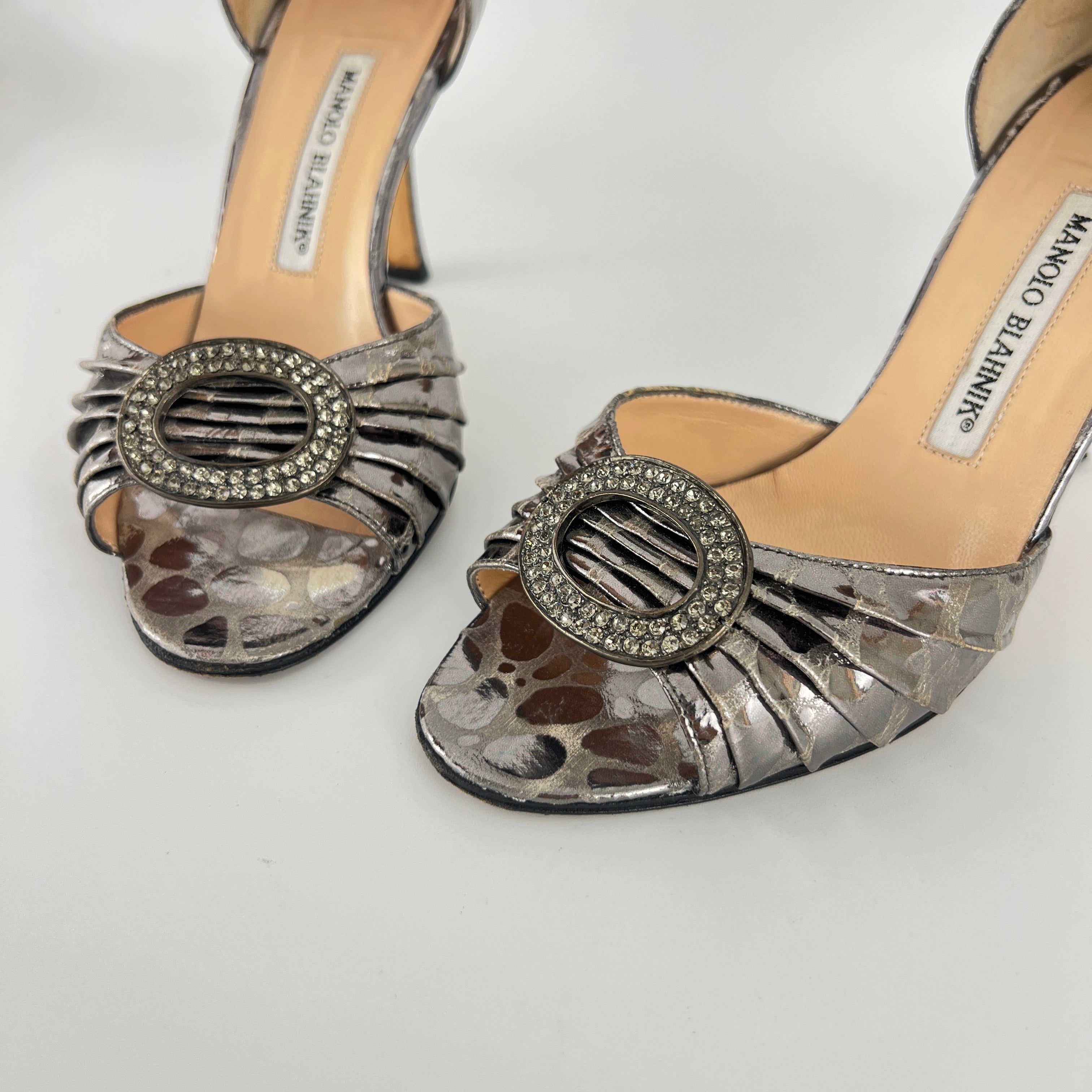 Manolo Blahnik | Sedaraby Metallic Silver Animal Print Buckle D'Orsay Pumps (36.5)