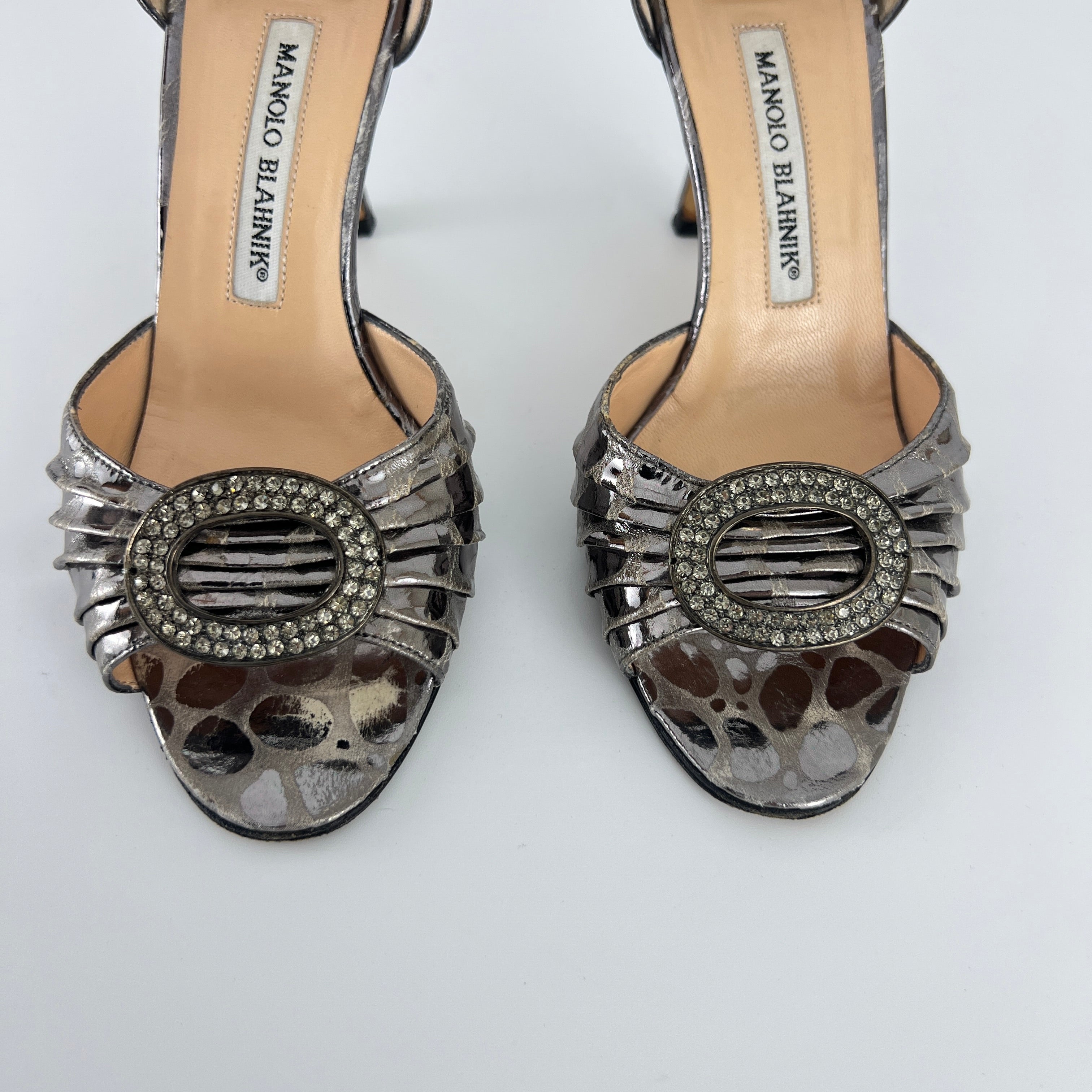Manolo Blahnik | Sedaraby Metallic Silver Animal Print Buckle D'Orsay Pumps (36.5)