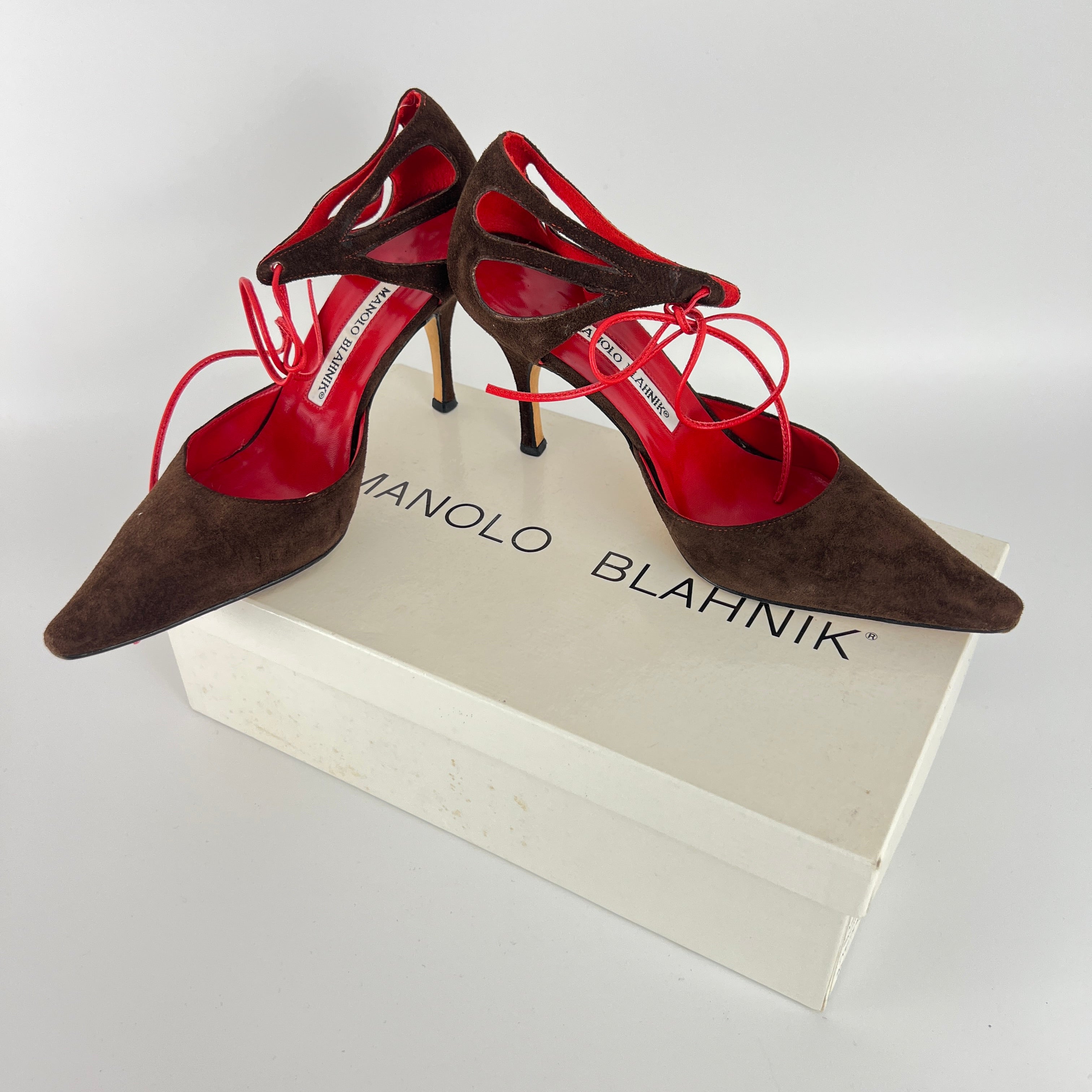 Manolo Blahnik | Brown Velour Red Leather Strap Pointed Toe Stiletto (35)