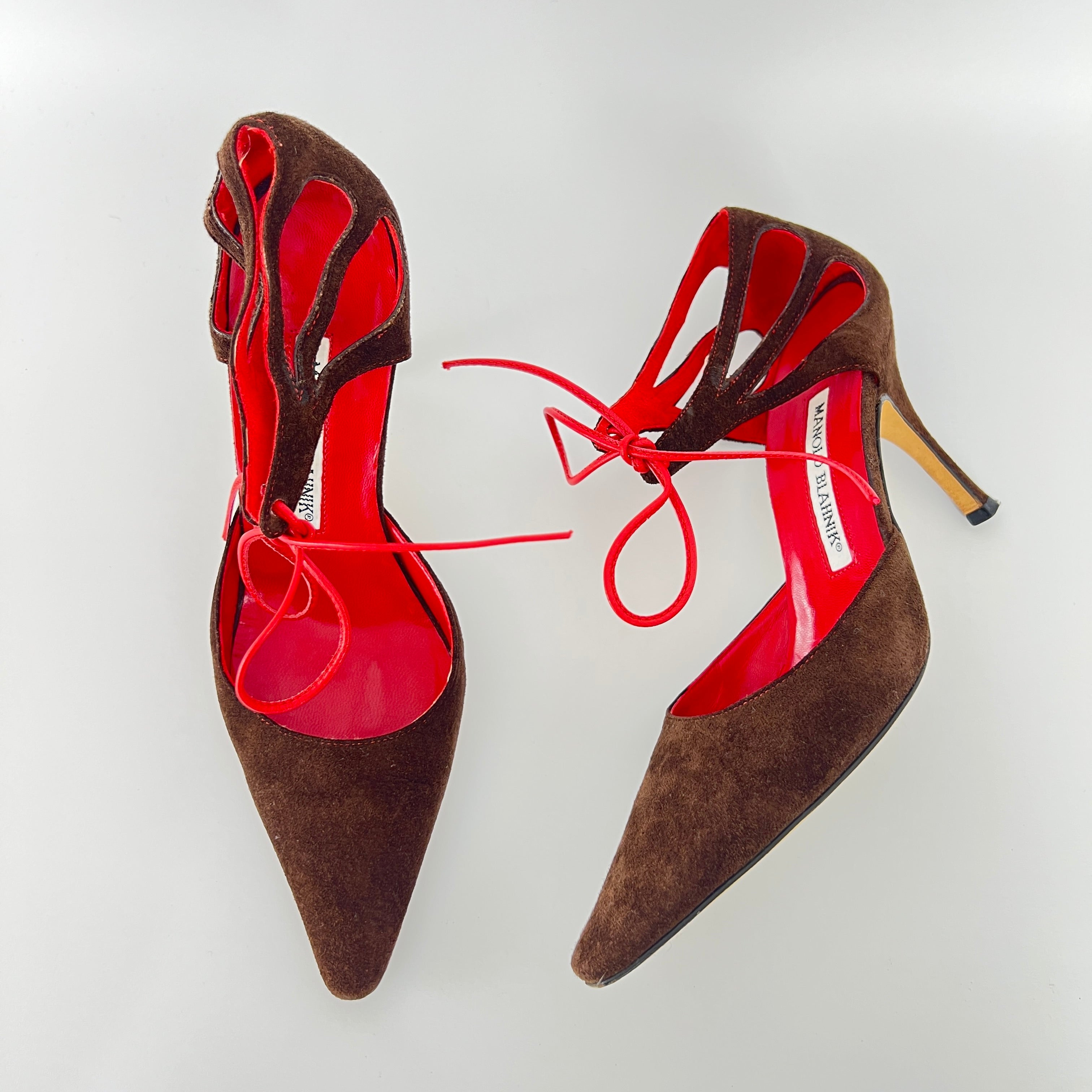 Manolo Blahnik | Brown Velour Red Leather Strap Pointed Toe Stiletto (35)