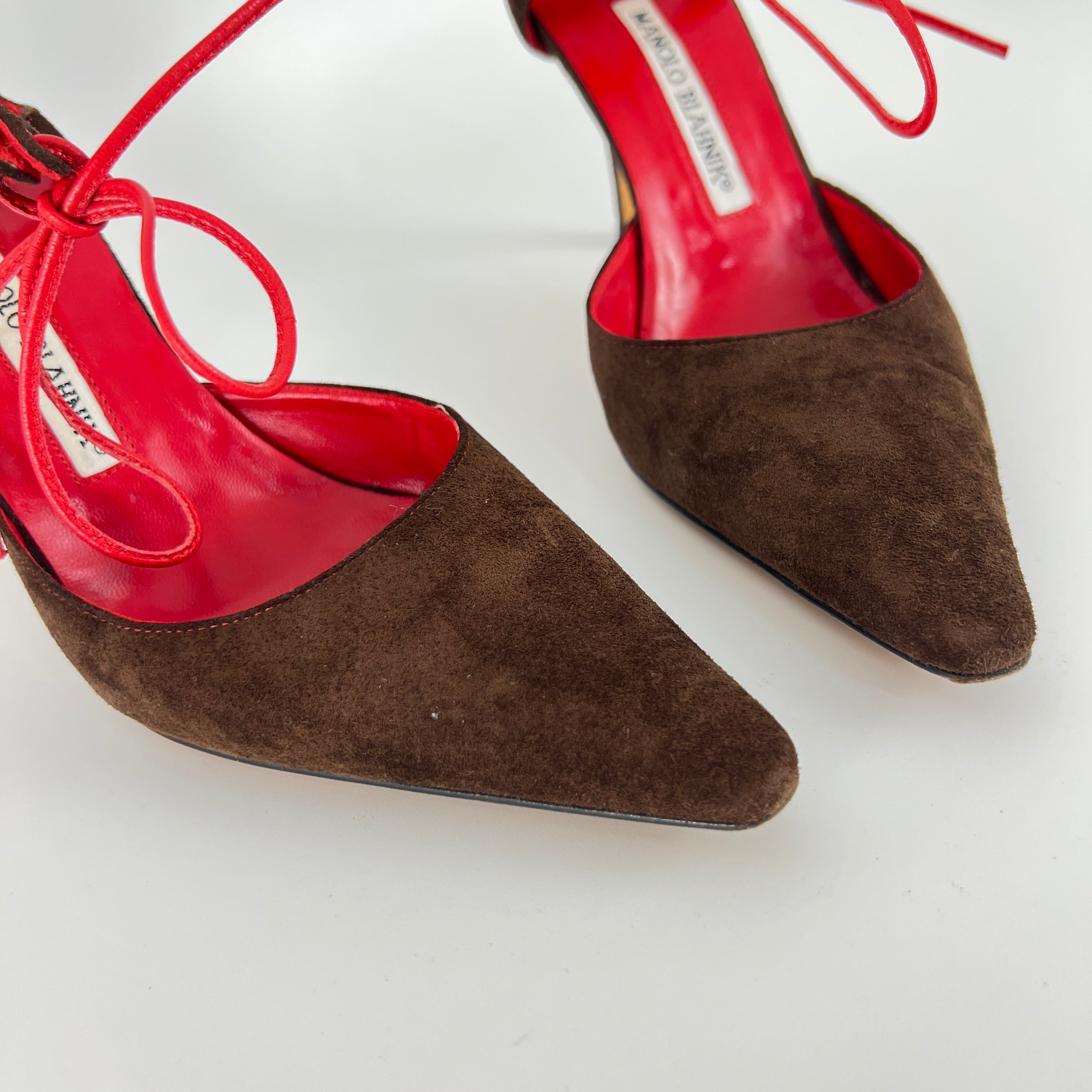 Manolo Blahnik | Brown Velour Red Leather Strap Pointed Toe Stiletto (35)