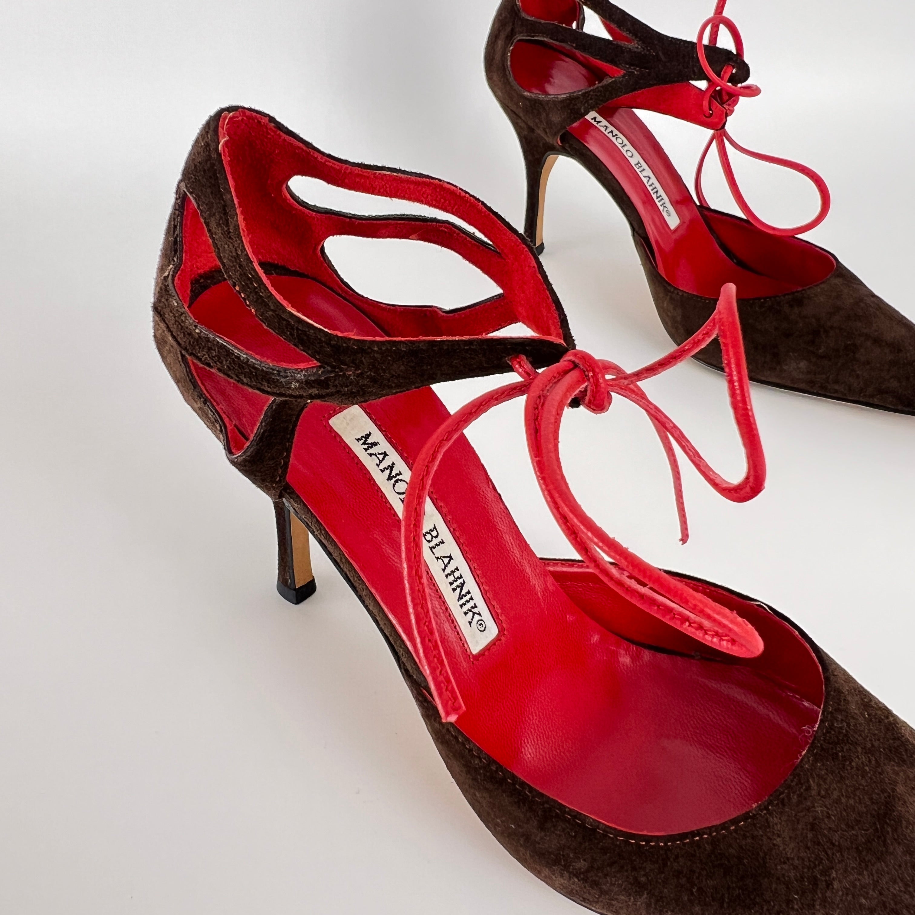 Manolo Blahnik | Brown Velour Red Leather Strap Pointed Toe Stiletto (35)