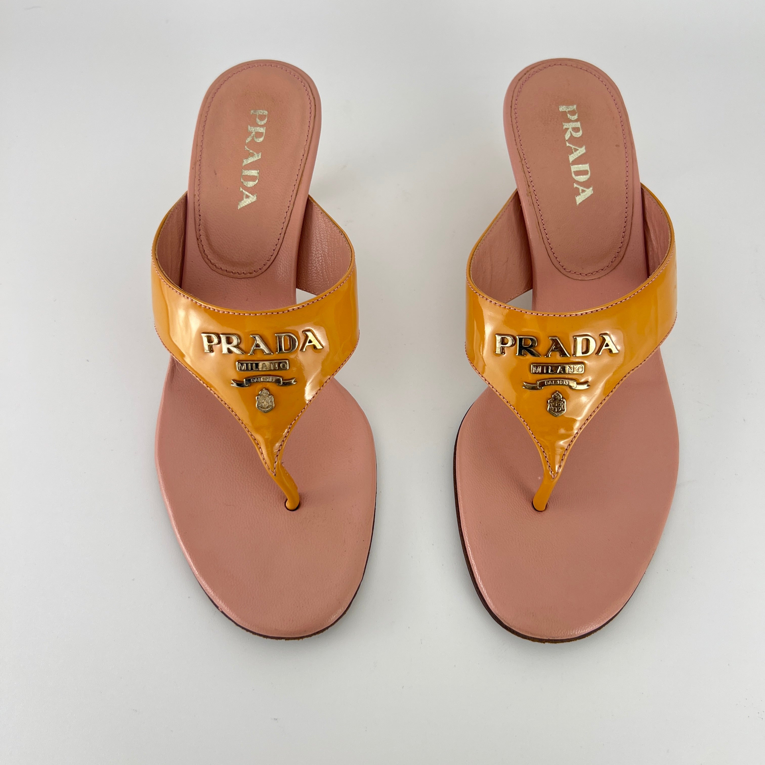 Prada | Vintage Y2K Holiday Rosa Orange Patent Leather Logo Thong Kitten Mules (36)