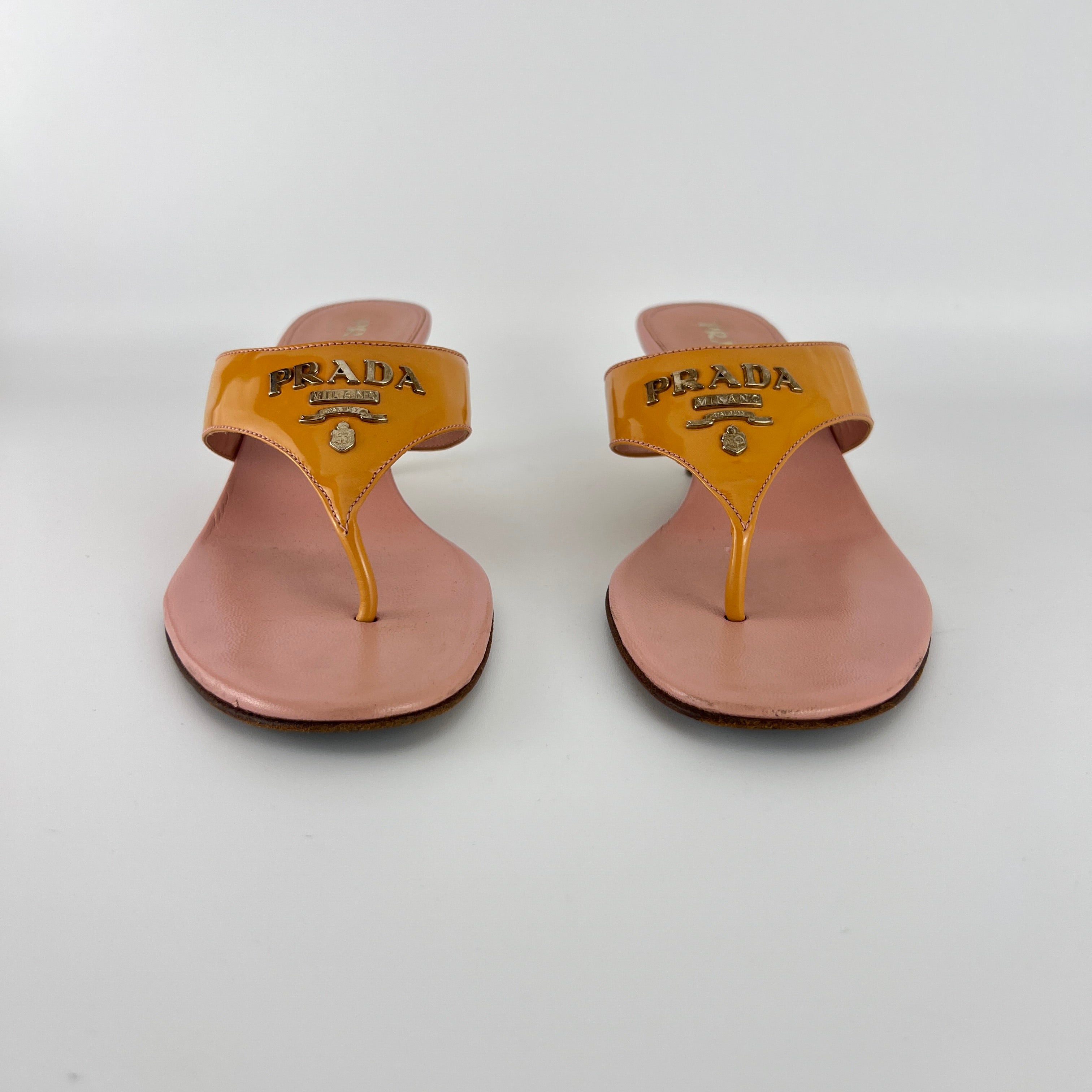 Prada | Vintage Y2K Holiday Rosa Orange Patent Leather Logo Thong Kitten Mules (36)