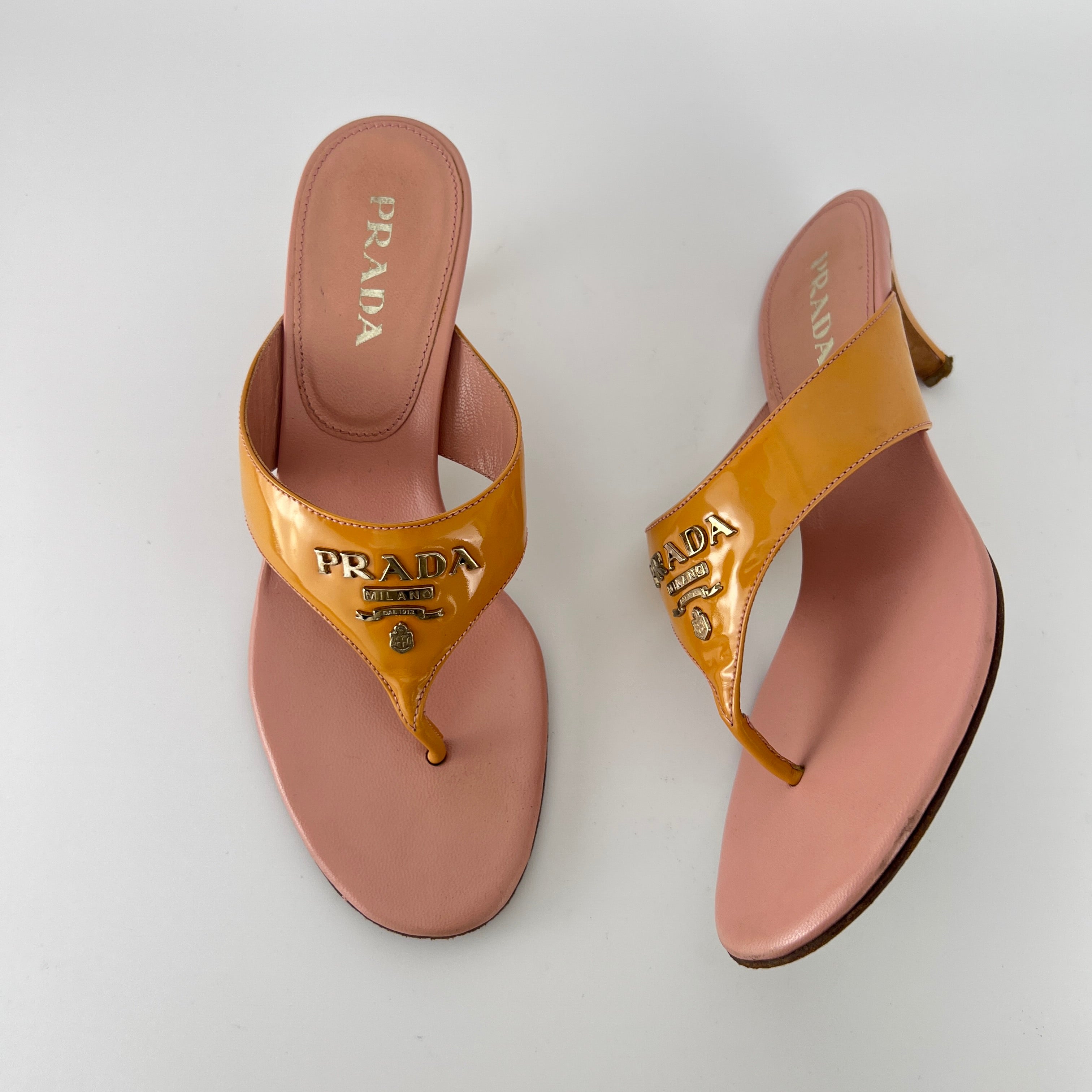 Prada | Vintage Y2K Holiday Rosa Orange Patent Leather Logo Thong Kitten Mules (36)