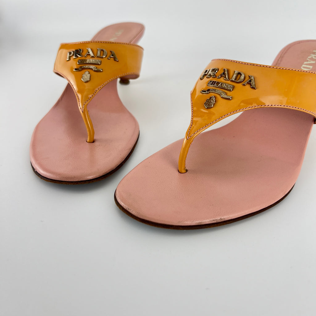 Prada | Vintage Y2K Holiday Rosa Orange Patent Leather Logo Thong Kitten Mules (36)