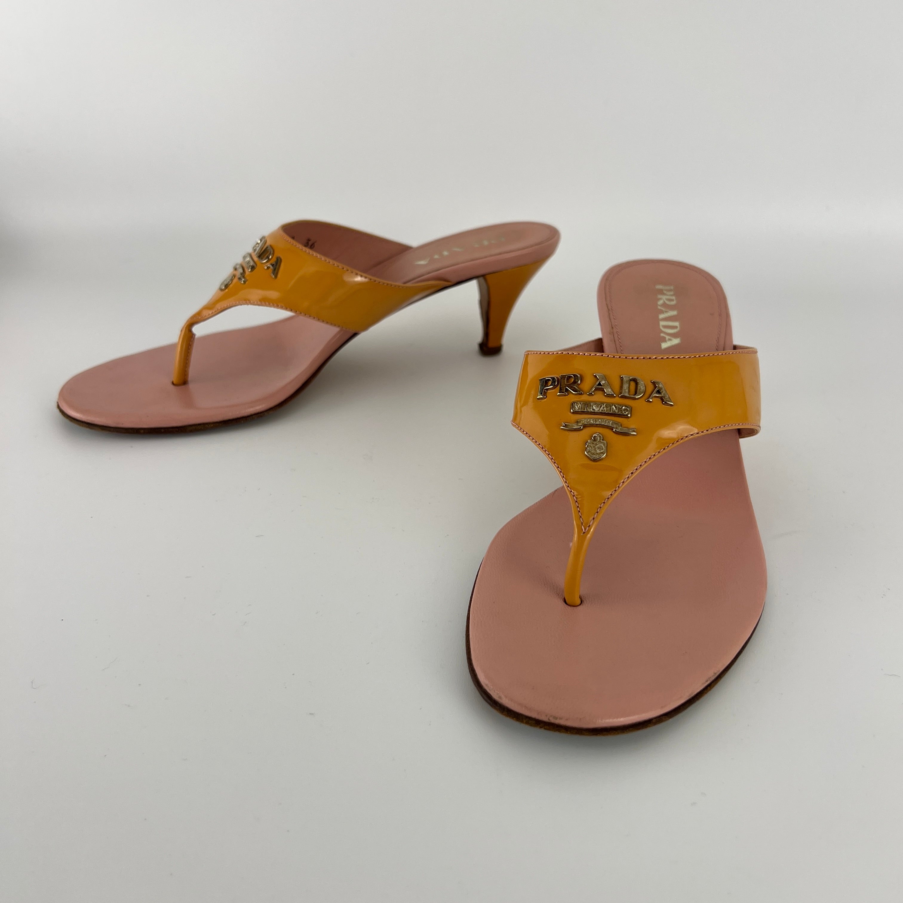 Prada | Vintage Y2K Holiday Rosa Orange Patent Leather Logo Thong Kitten Mules (36)