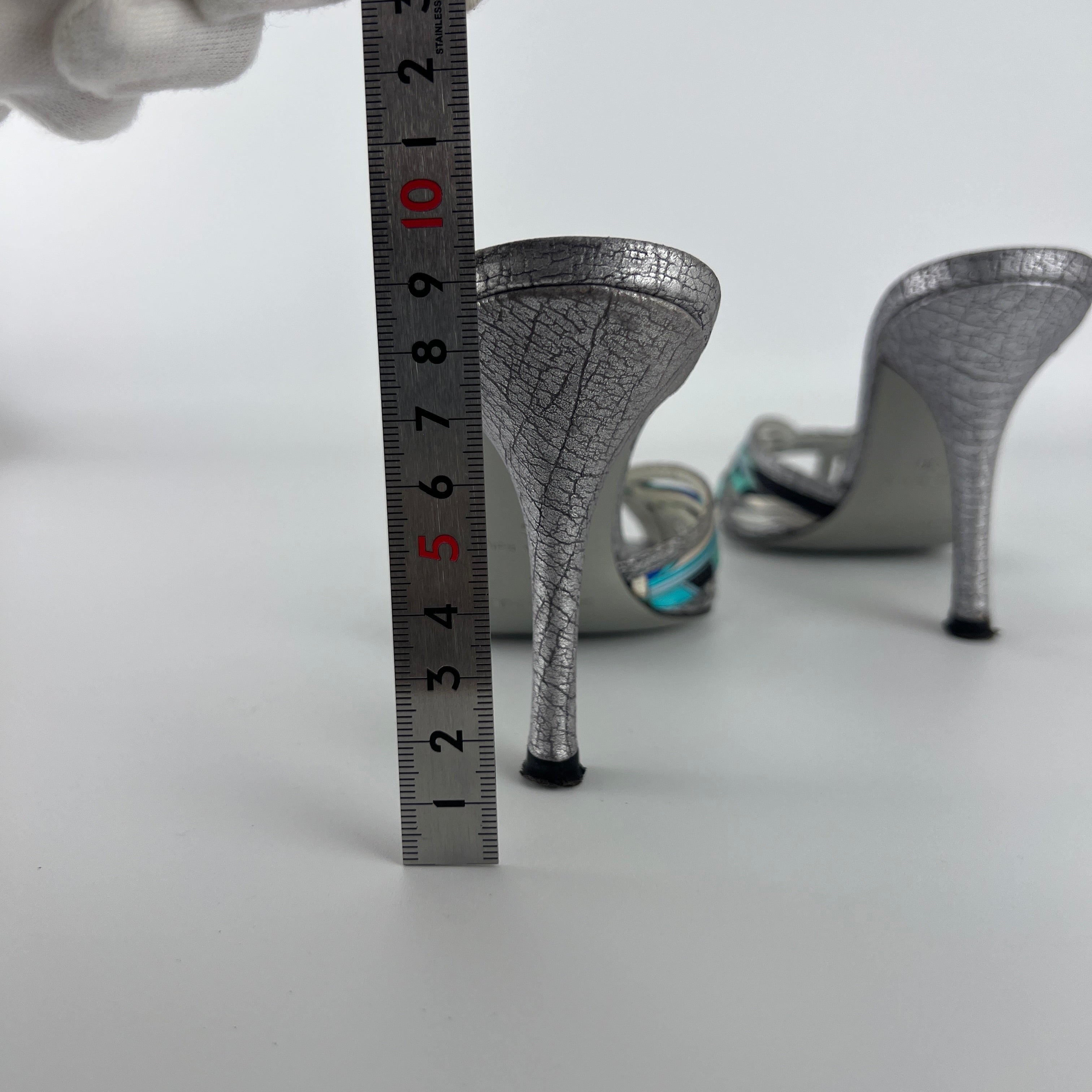 Emilio Pucci | Vintage Y2K Blue Metallic Silver Stiletto Mules (36)