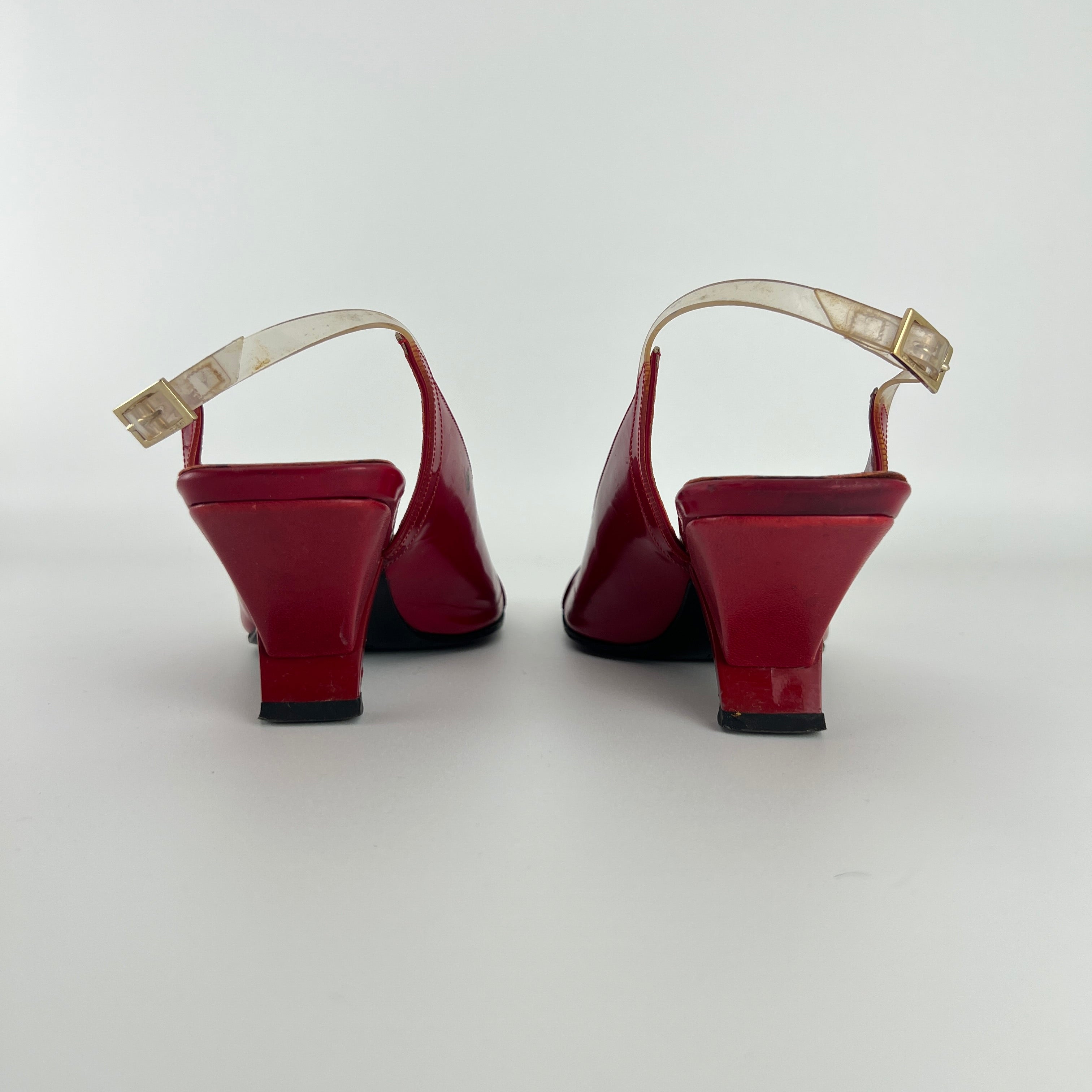 Gucci | Tom Ford Era Red Patent Leather PVC Slingback Sculpted Heel Y2K (36)
