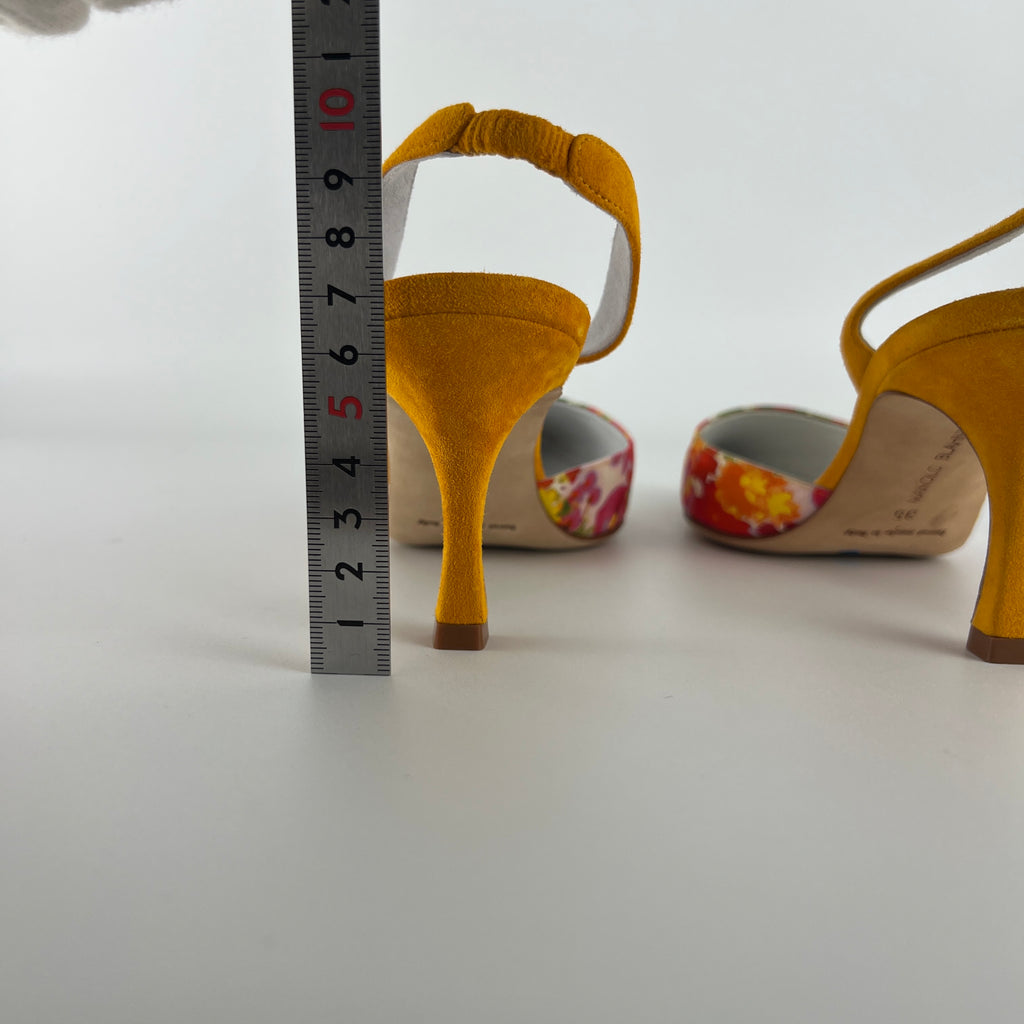 Manolo Blahnik | Carolyne 70 Floral Print Orange Suede Leather Pointed Slingback Heels (35)