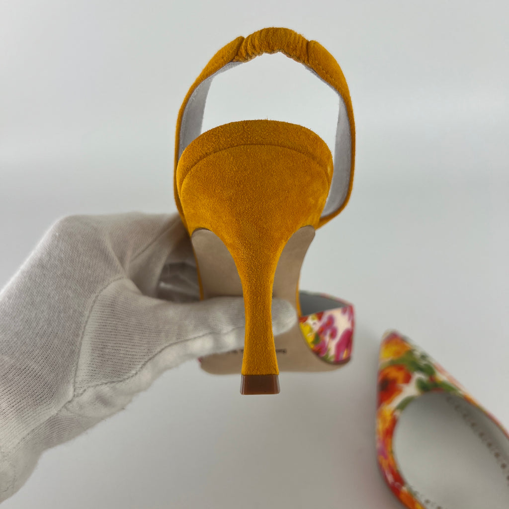 Manolo Blahnik | Carolyne 70 Floral Print Orange Suede Leather Pointed Slingback Heels (35)