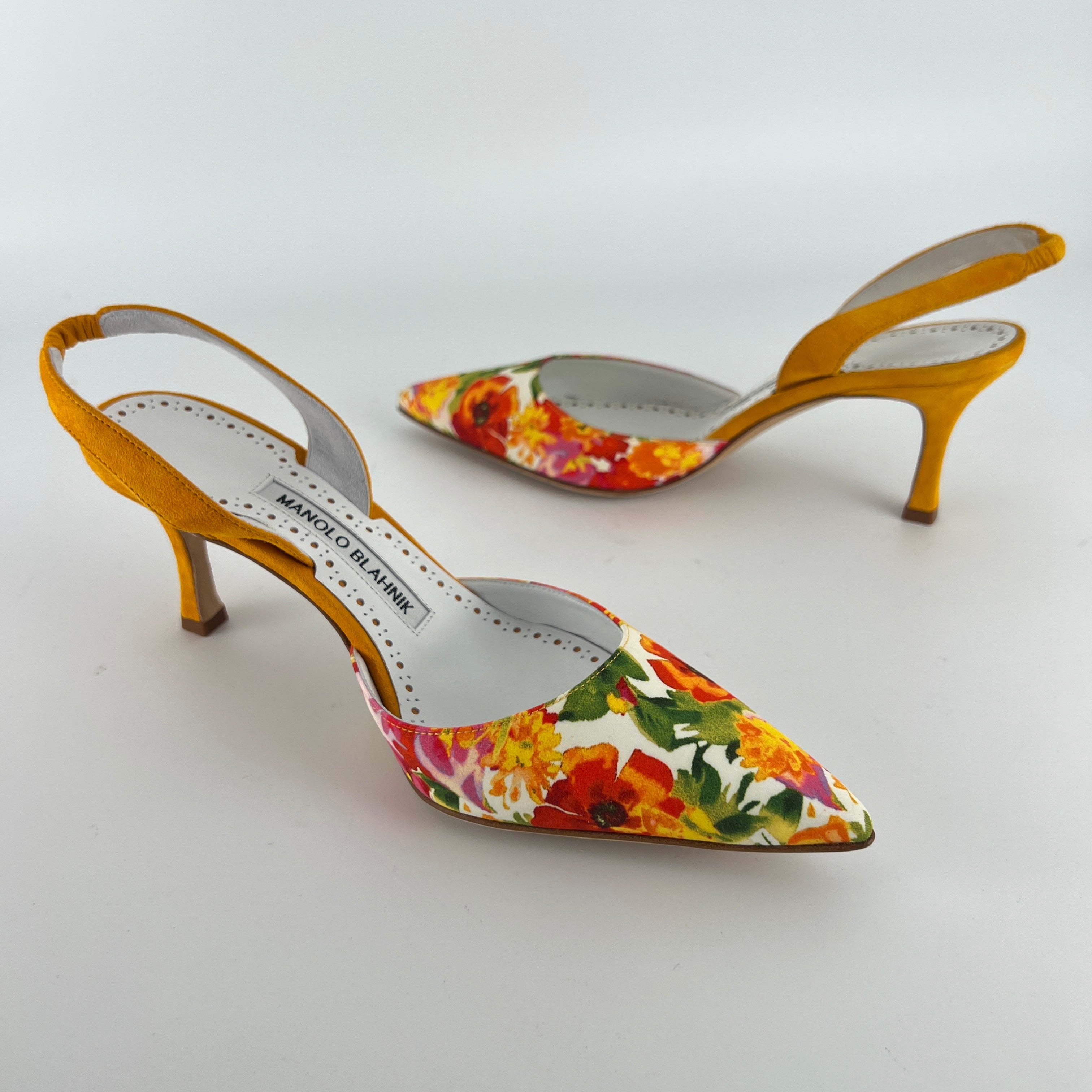 Manolo Blahnik | Carolyne 70 Floral Print Orange Suede Leather Pointed Slingback Heels (35)