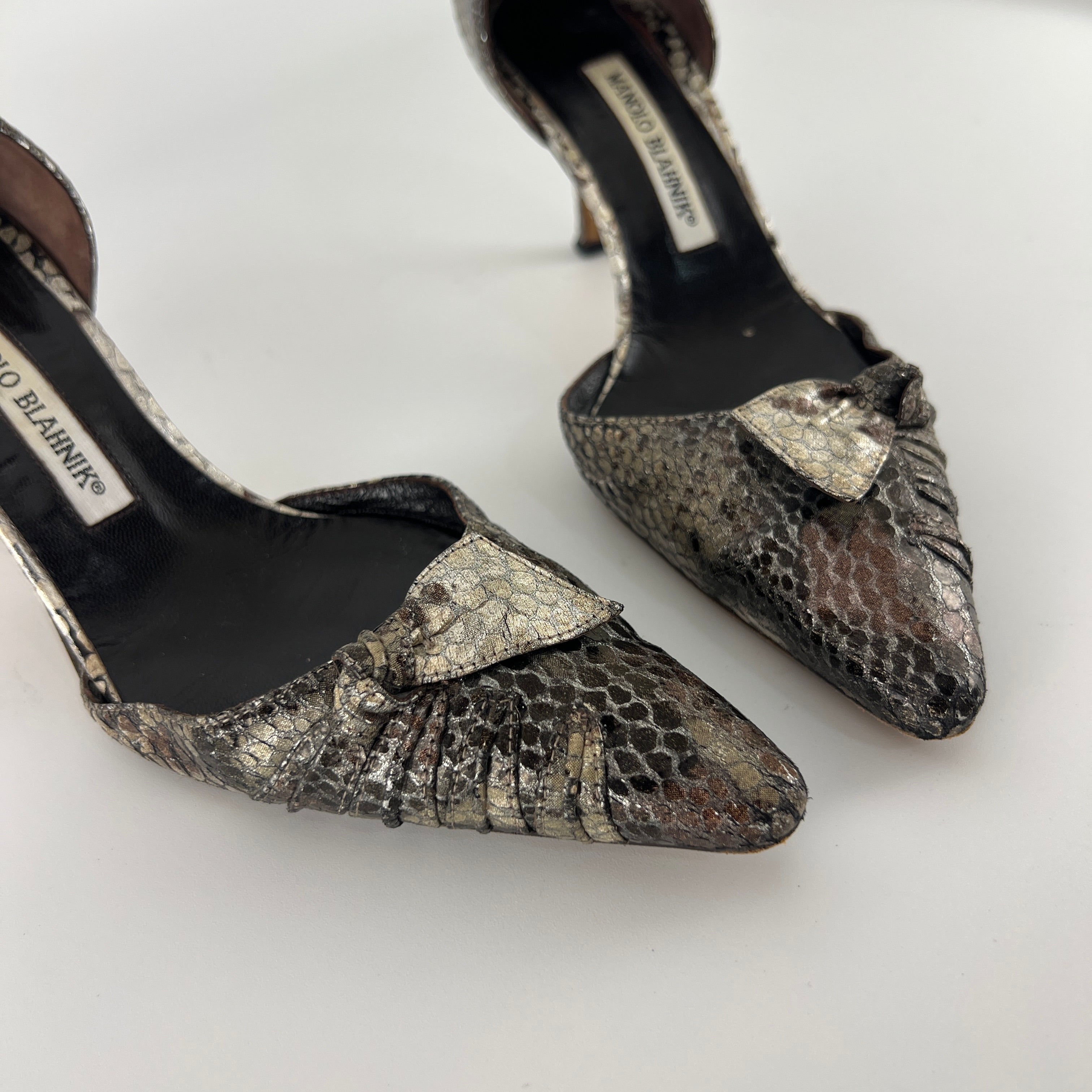 Manolo Blahnik | Silver Snake Print Leather Knot Pointed Toe D'Orsay (36.5)