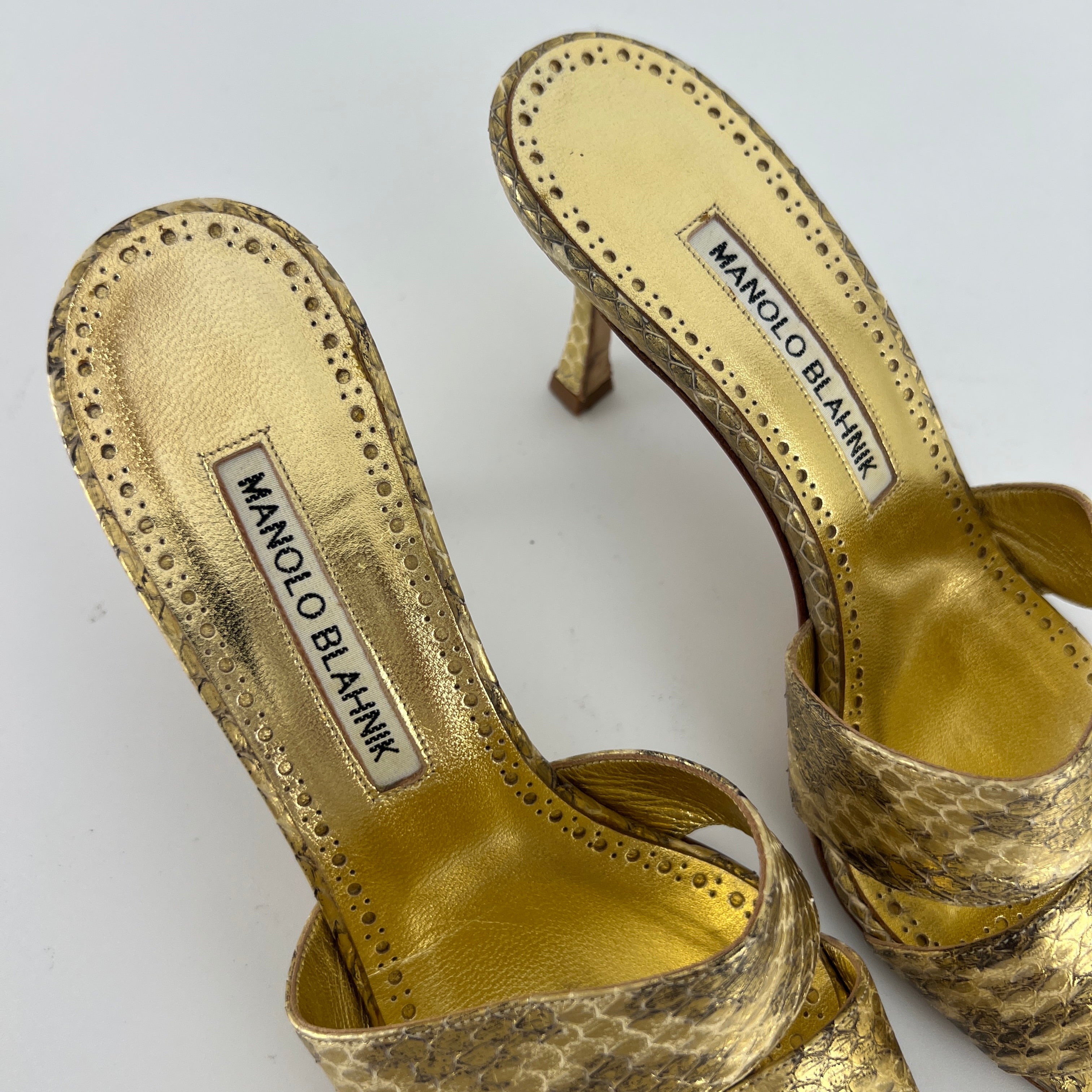 Manolo Blahnik | Iacopo 70 Gold Snake Embossed Leather Slide Mule (36)