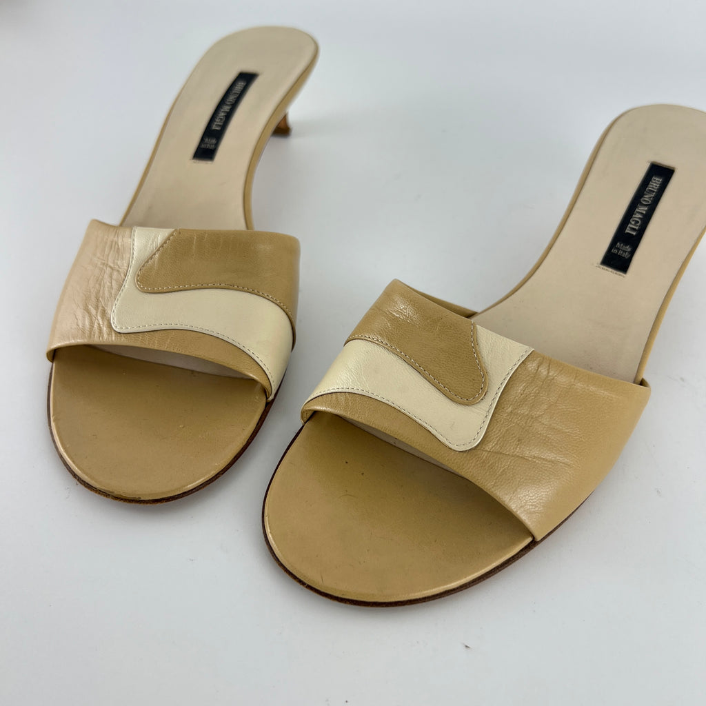 Bruno Magli | Beige Leather Kitten Heel Slide Mules (39)