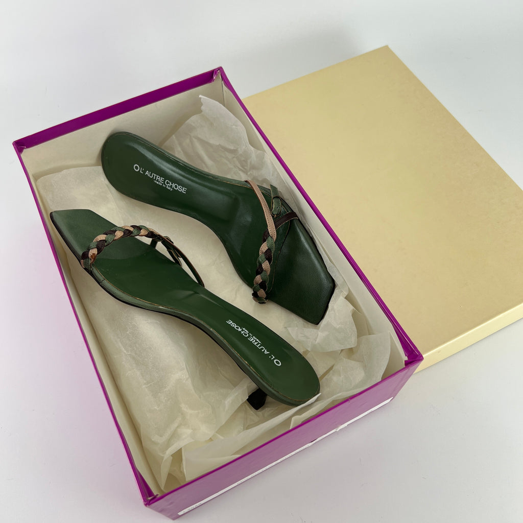 L'Autre Chose | Green Leather Braid Strap Slide Mule (36)