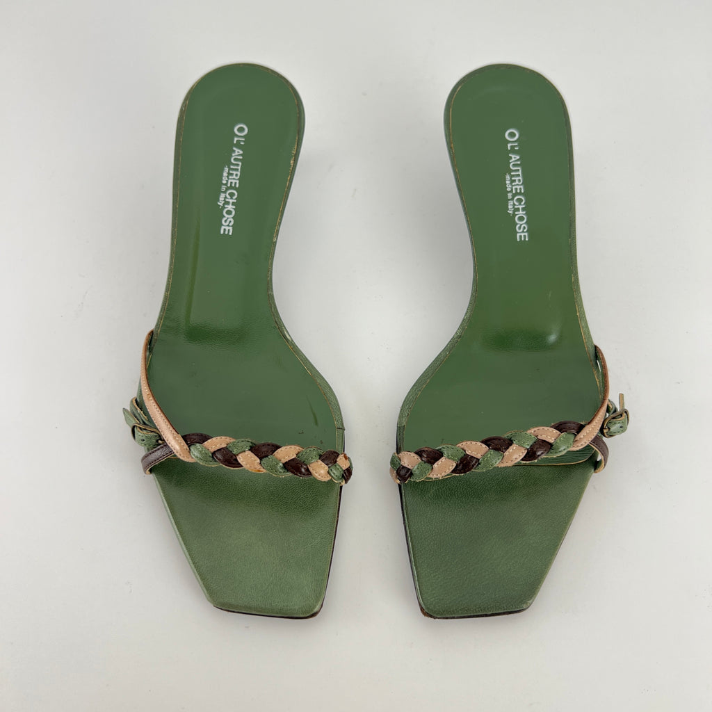 L'Autre Chose | Green Leather Braid Strap Slide Mule (36)
