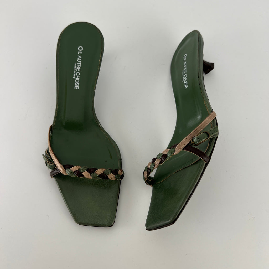 L'Autre Chose | Green Leather Braid Strap Slide Mule (36)