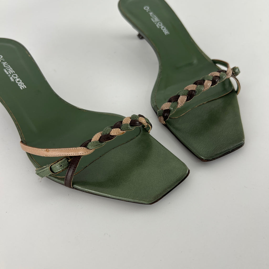L'Autre Chose | Green Leather Braid Strap Slide Mule (36)