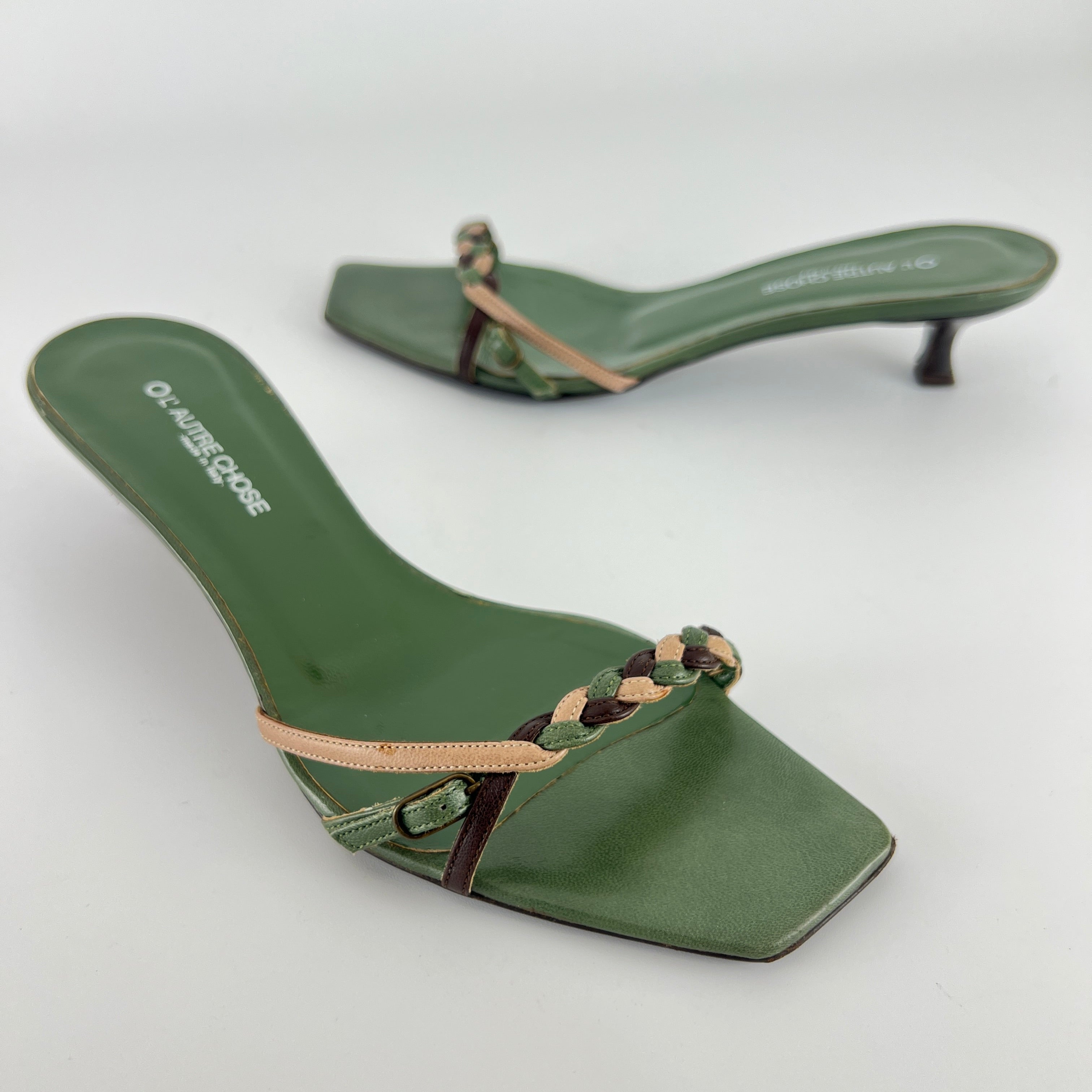 L'Autre Chose | Green Leather Braid Strap Slide Mule (36)