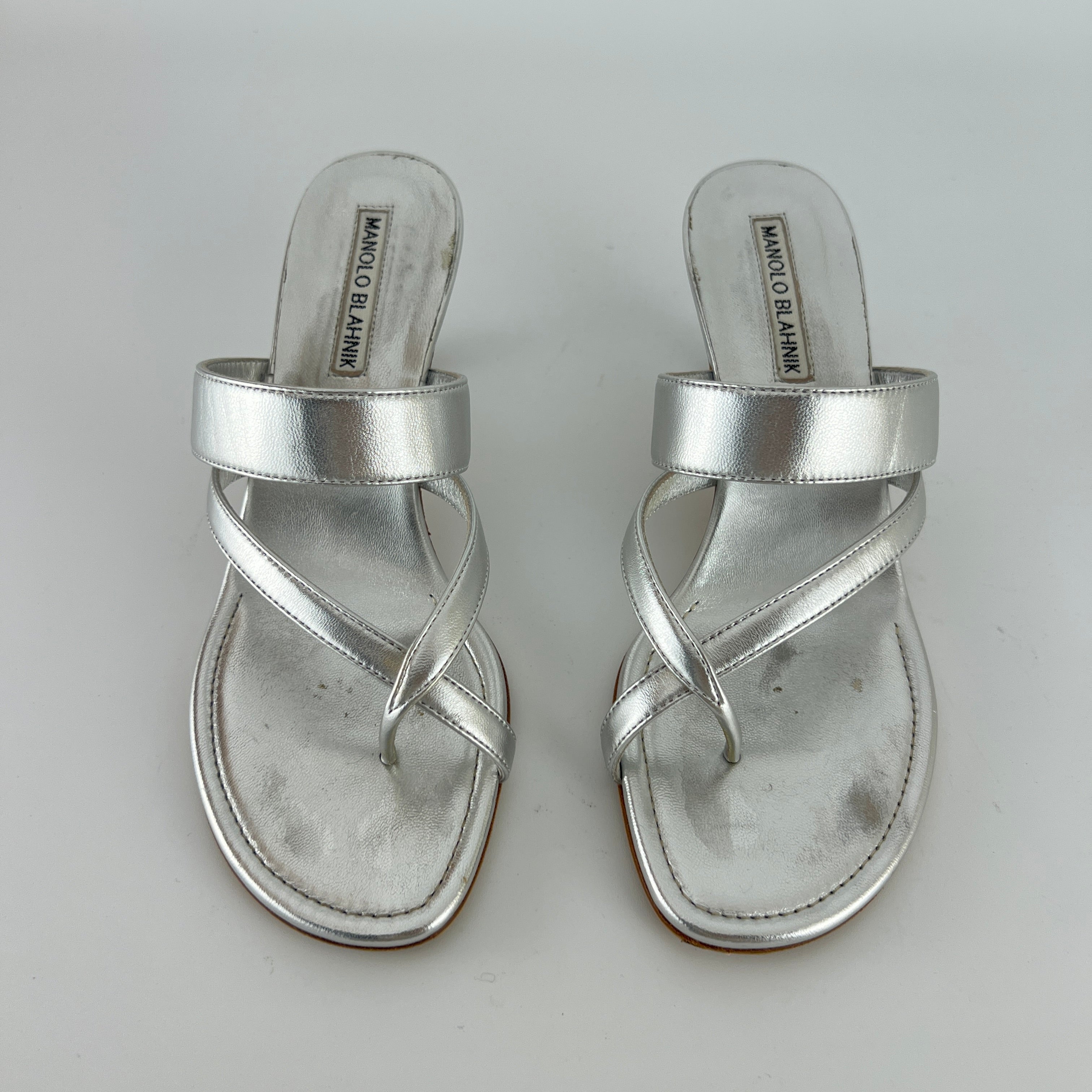 Manolo Blahnik | Susa 50 Metallic Silver Leather Thong Strappy Sandal Mules (35.5)