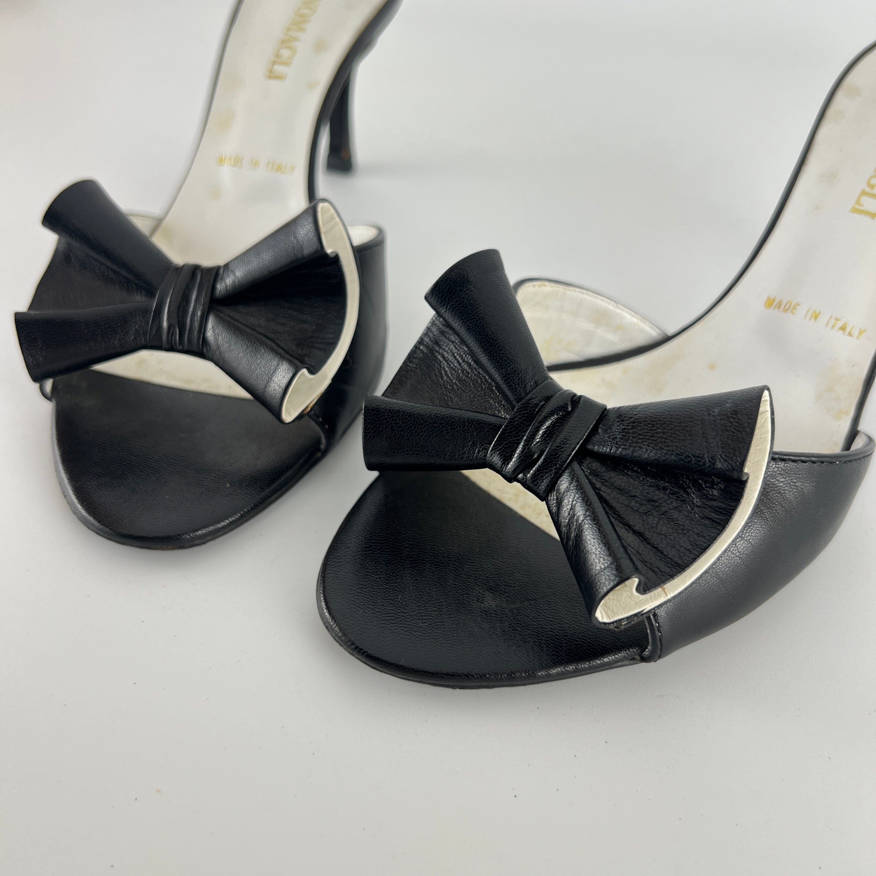 Bruno Magli | Black Leather Bow Slide Mules (37)