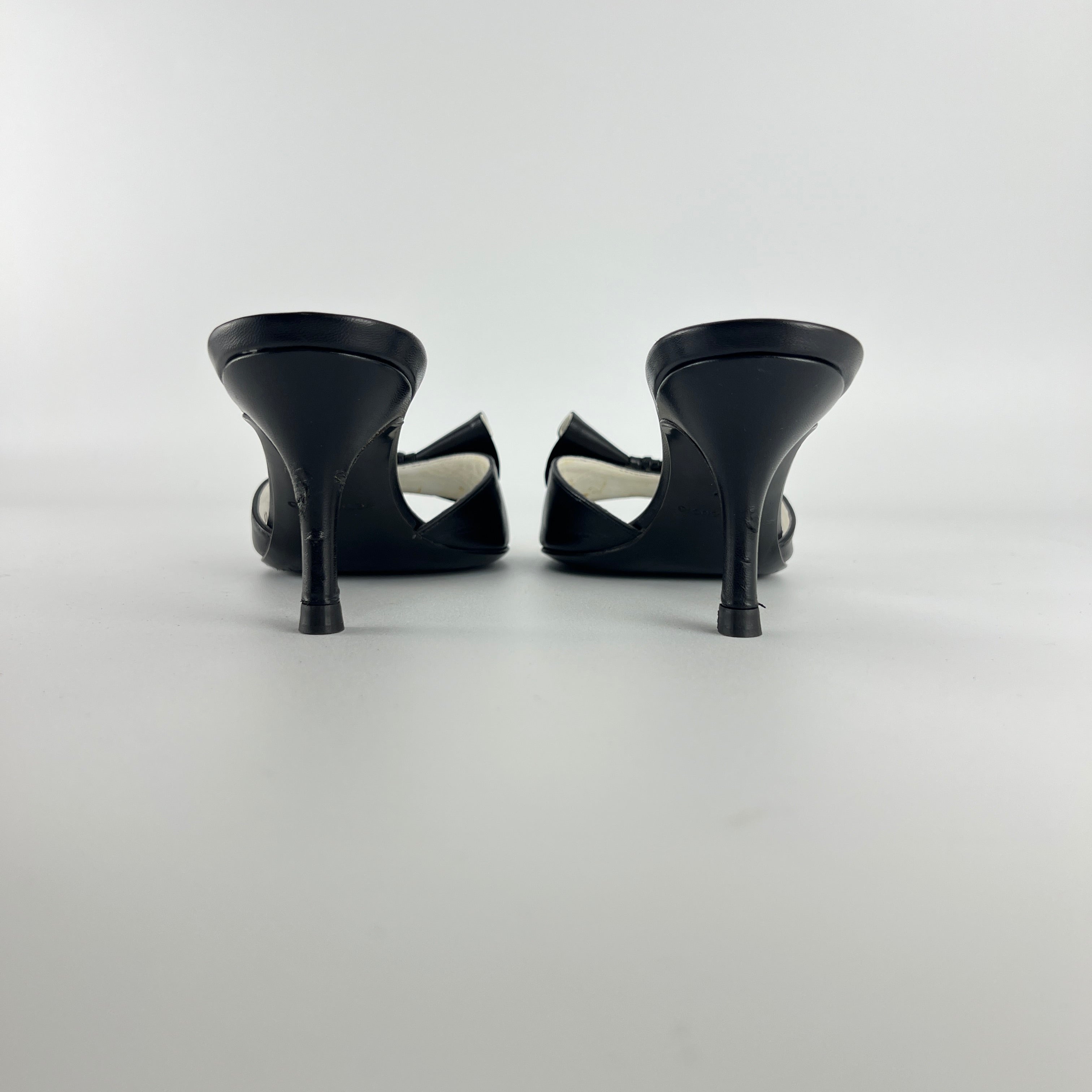 Bruno Magli | Black Leather Bow Slide Mules (37)