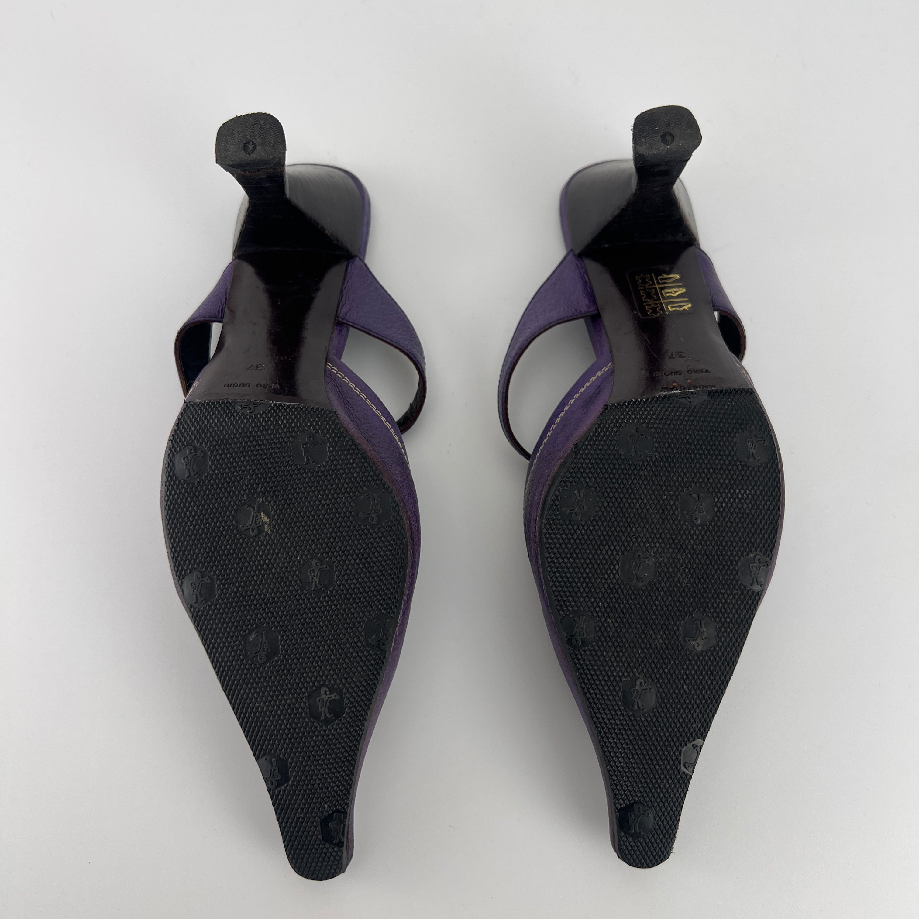 Prada | Archival Pointed Toe Purple Vintage Mid Heel Flower Mules (37)