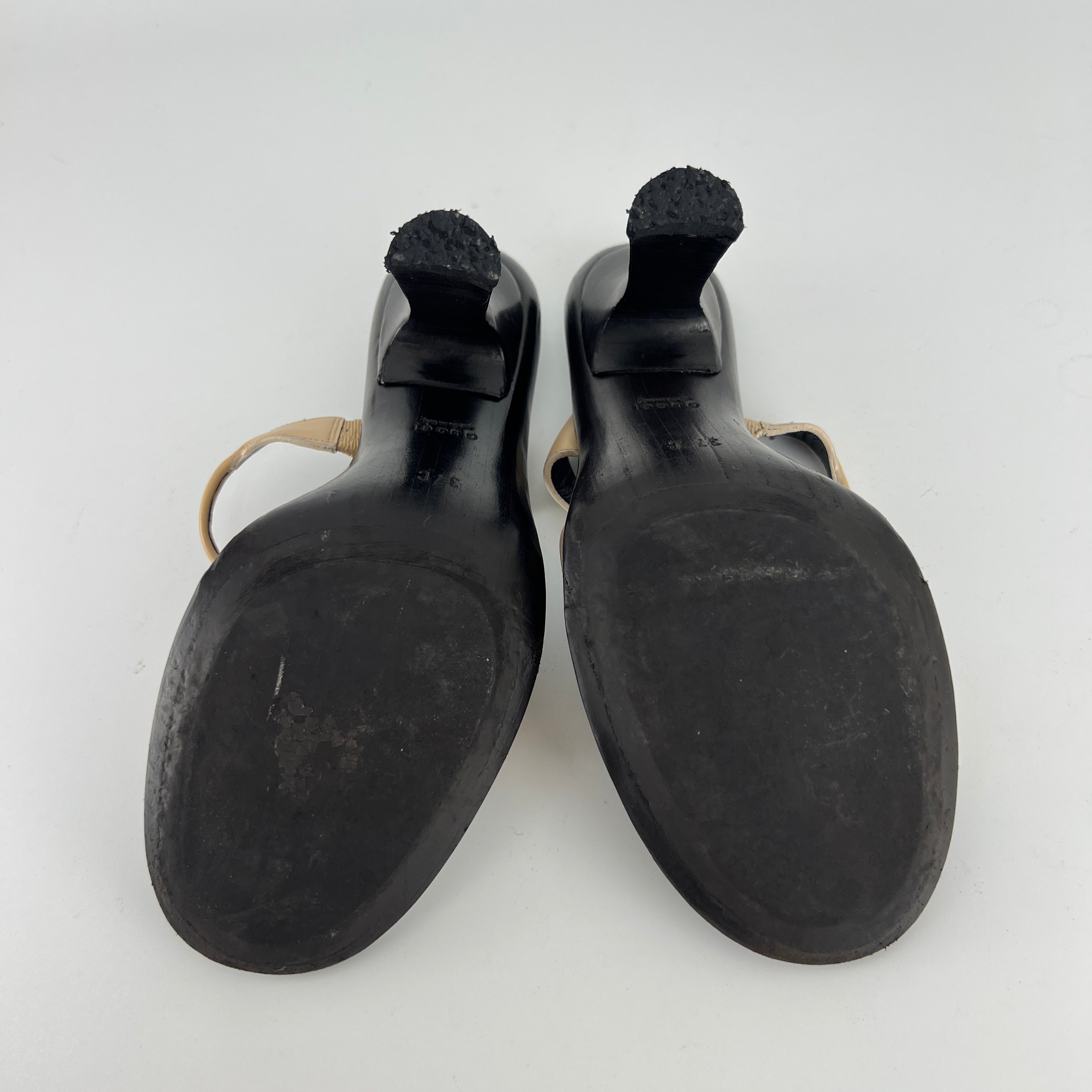 Gucci | Vintage Tan Leather Embossed Insole Strappy Slide Mule (37)