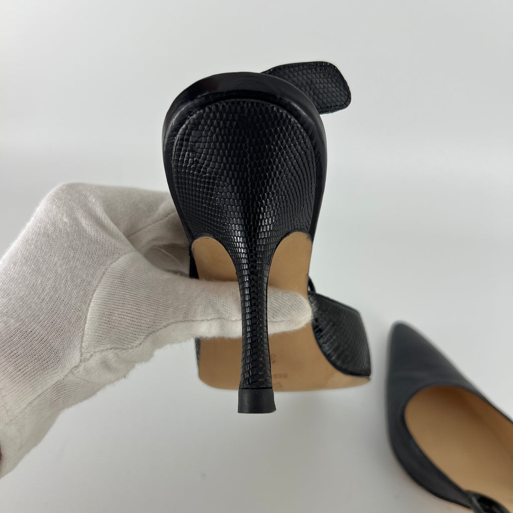 Manolo Blahnik | Vintage Canthimod Black Lizard Leather Pointed Toe Slingback Heels (37.5)
